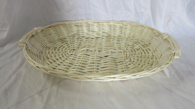 white or Brown zx141121 Gift Pack Basket, Size/Dimension: 30x16 Inch, Capacity: 20 kg