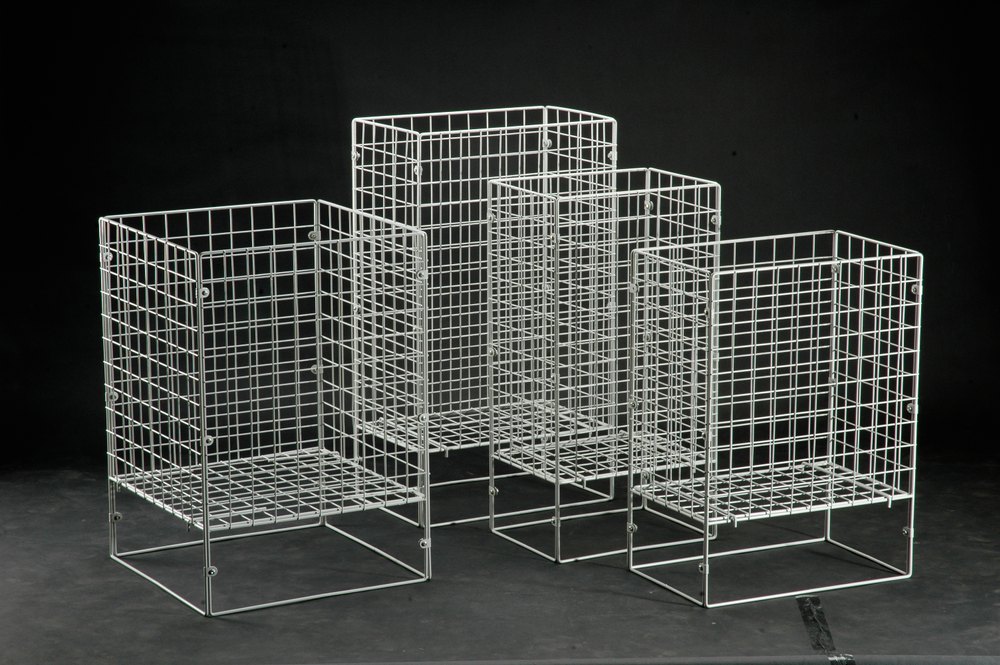 Stainless Steel Silver Color Dump Bins, Size: 500x500x750 Mm