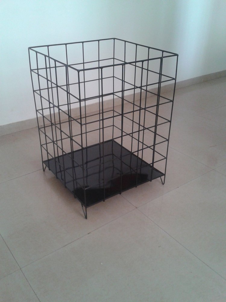 Mild Steel Heavy Broom Bin Square, Size/Dimension: 3ft X 18inch X 18inch