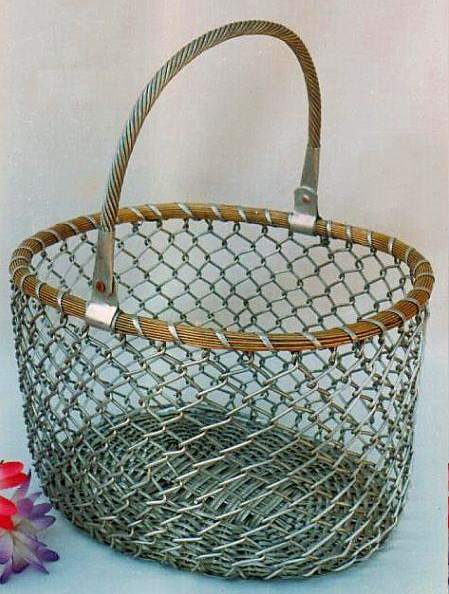 Bamboo Round Handle Basket, Size/Dimension: 14 Inch Height