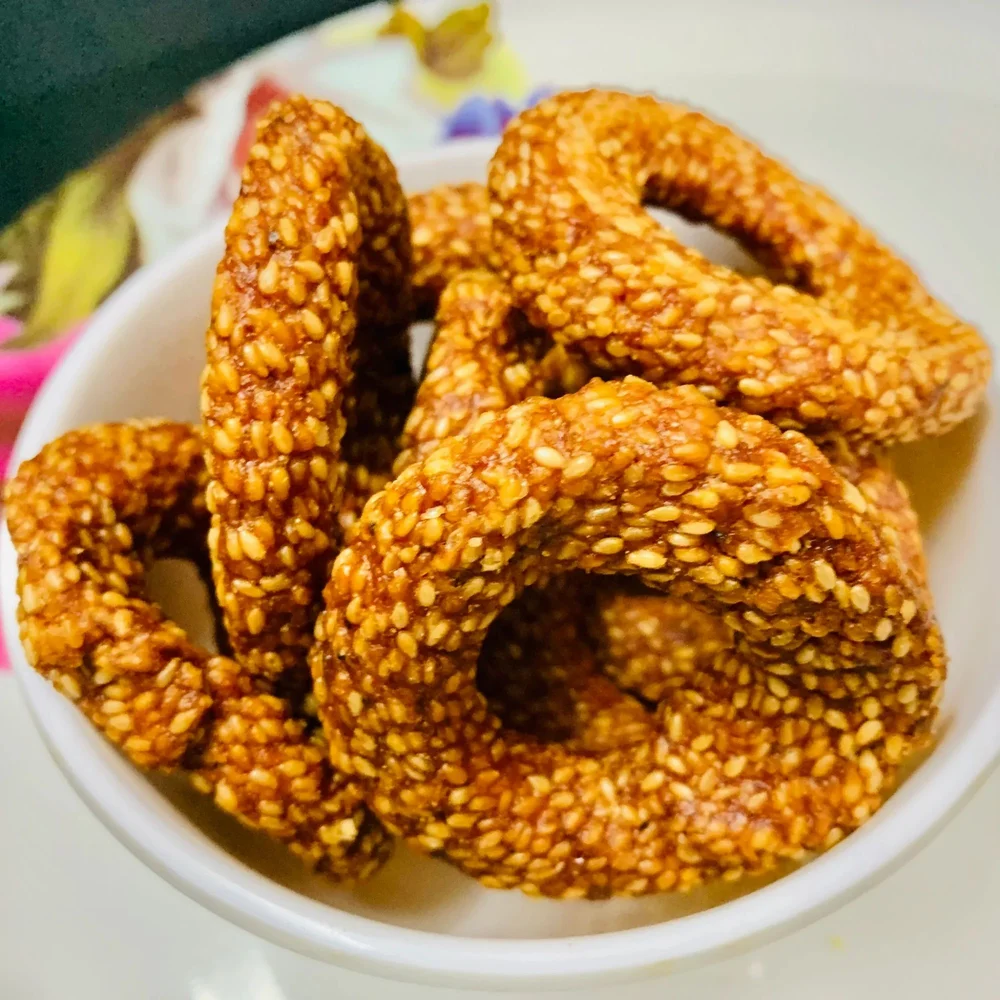 Rice Flour Sesame Dough Rings