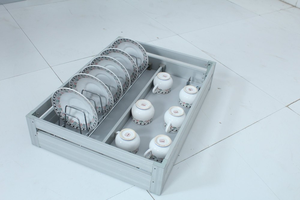 Silver Stainless Steel SS Cup Saucer Basket, For Kitchen, Size: 16x20x4 Inch