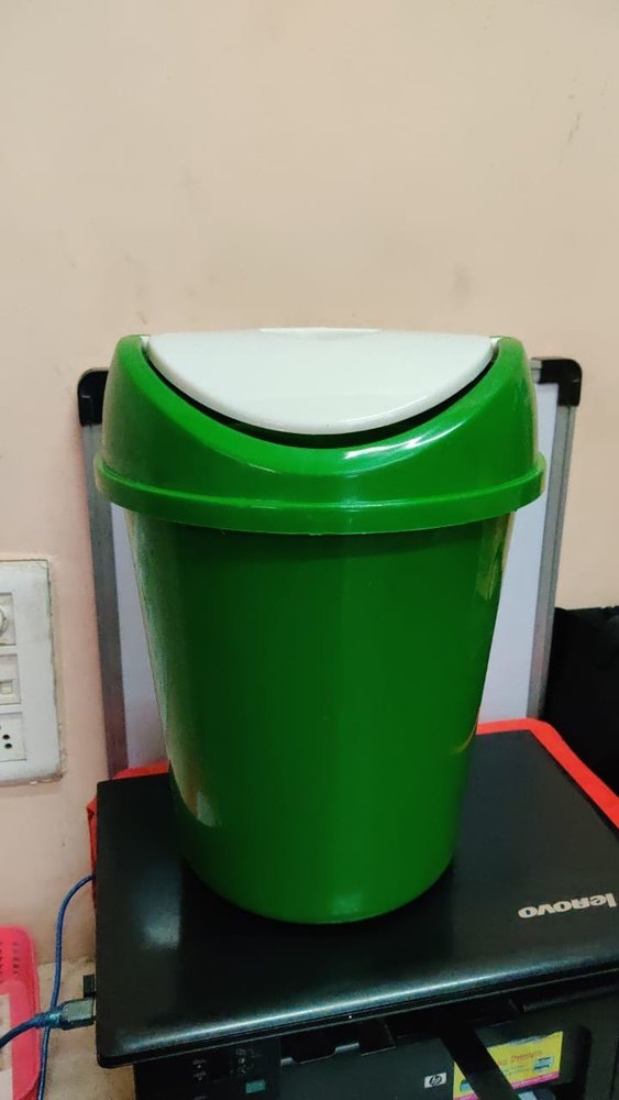 Green Cylindrical PVC Dustbin, Capacity: 10 Litre