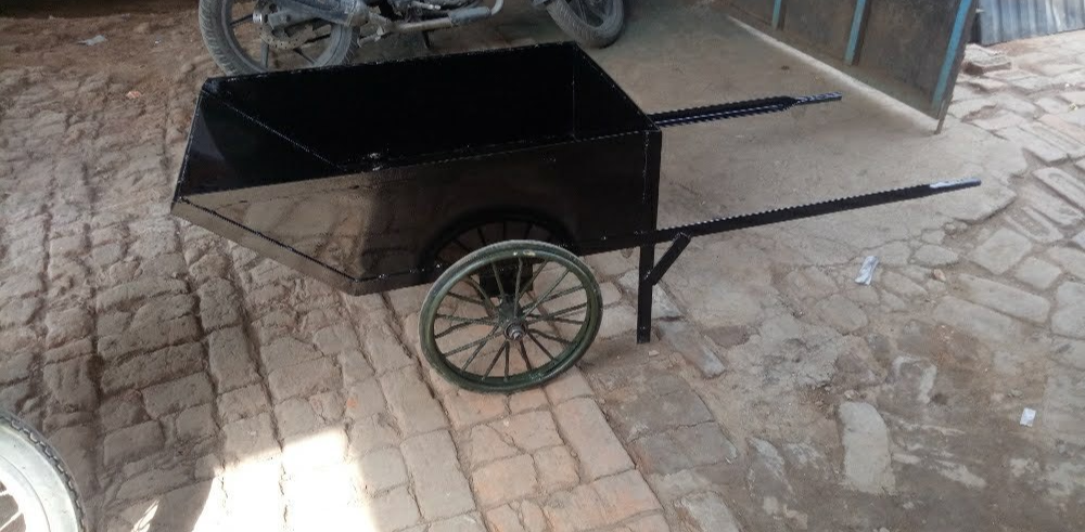 Iron Hand Carts, For Material Handling, Capacity: 120 -280 Litres