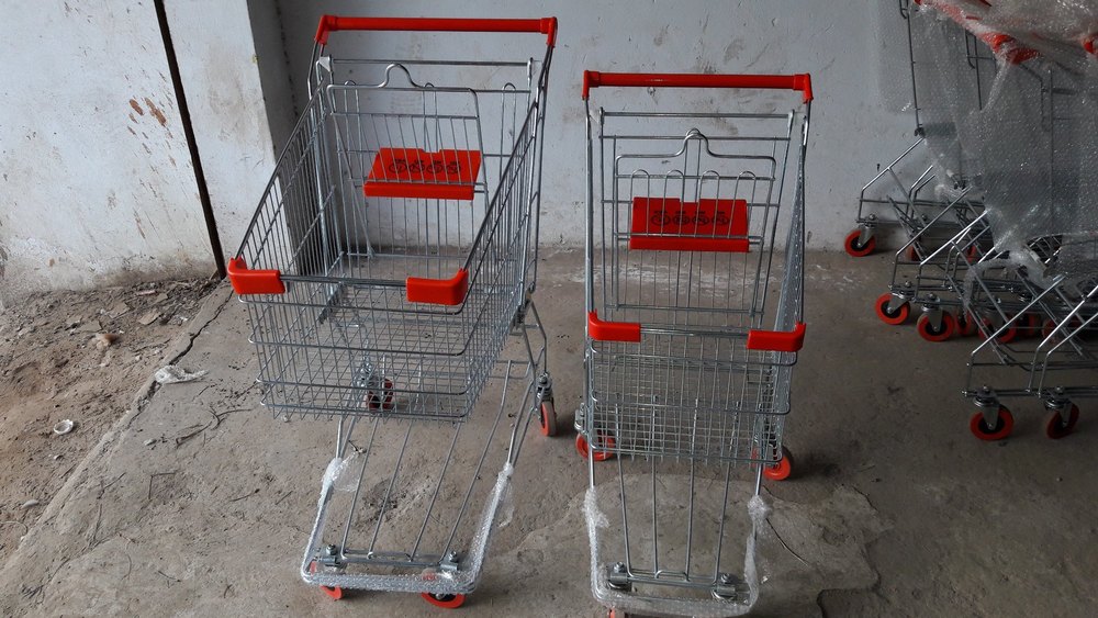 Red Four-Wheel Supermarket Shopping Trolley, Load Capacity: 0-50 kg, Model Name/Number: Shreeji