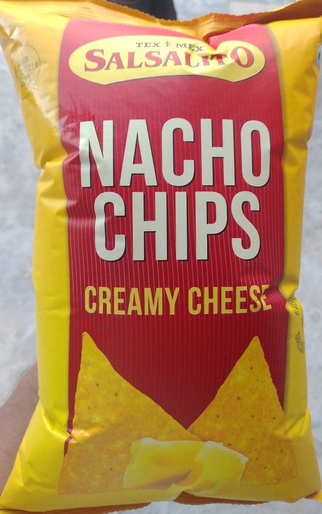 Creamy Cheese Nachos