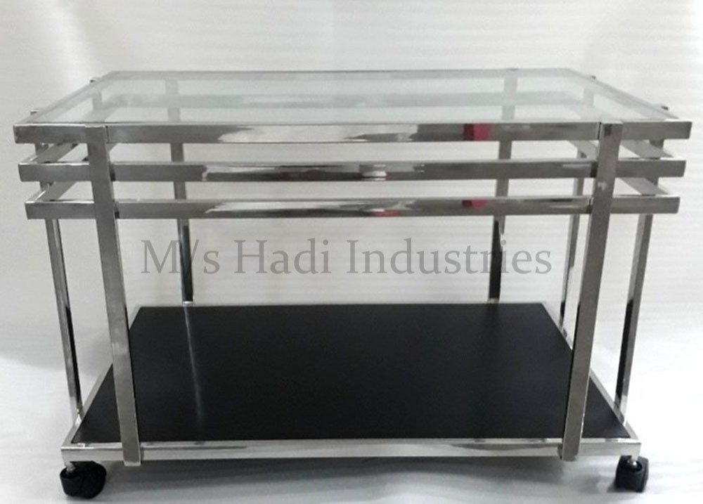 Rectangular Metal Trolley, For Hotel, Capacity: 50 kg