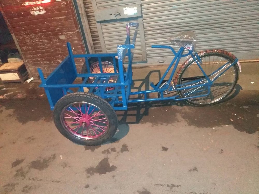 Hemani Industries Mild Steel Tricycle Trolley, Load Capacity: 500 Kg