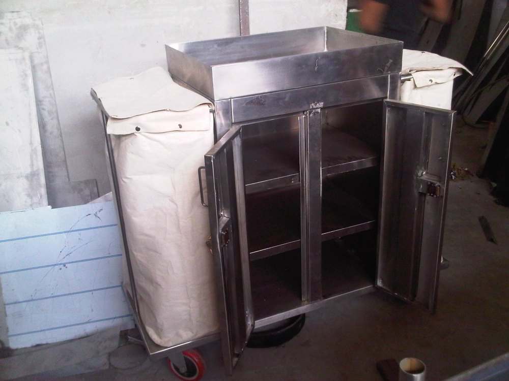 Stainless Steel House Keeping Trolley, For Hotels, Bucket Capacity: Standard