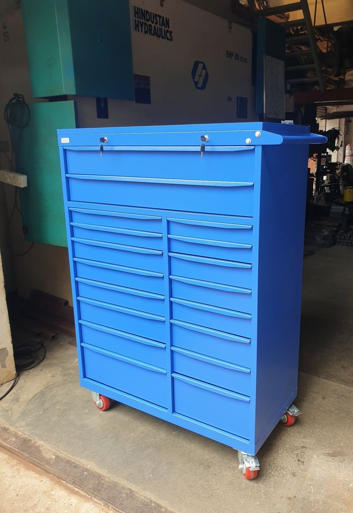 Mild Steel Mobile Tool Chest, For Industrial, Model Name/Number: Vttr 18 Drw