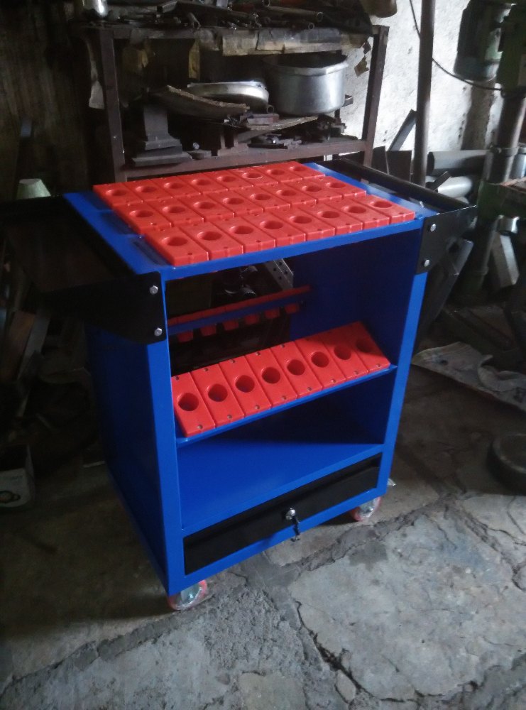 VMC Tool Trolley, For Insustrial