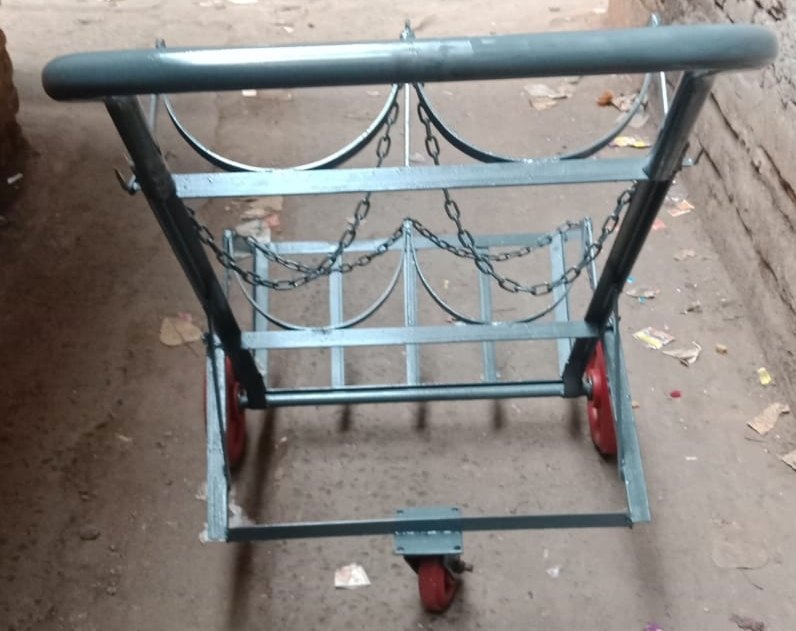 Ht Gray Oxygen Cylinder Trolley, For Industrial, Model Name/number: Otb2
