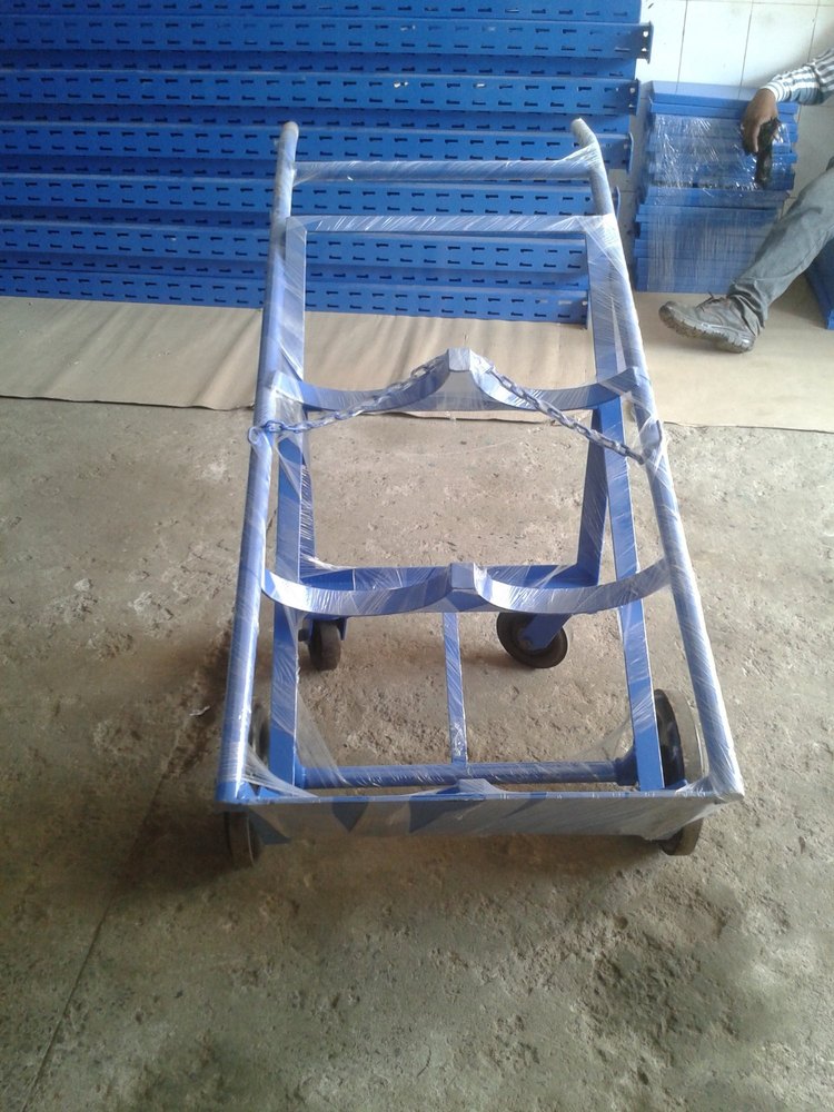 balaad Blue Double Cylinder Trolley, Load Capacity: One Oxygen and One LPG, Capacity: Two Oxygen And One Lpg