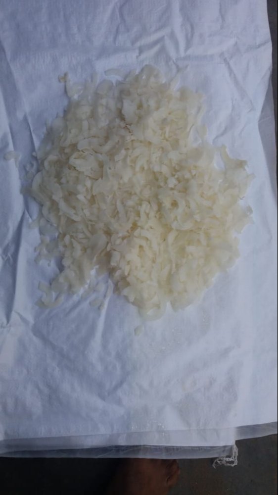 Solid Dried Mature Coconut Slice(Kachari), Coconut Size: Large