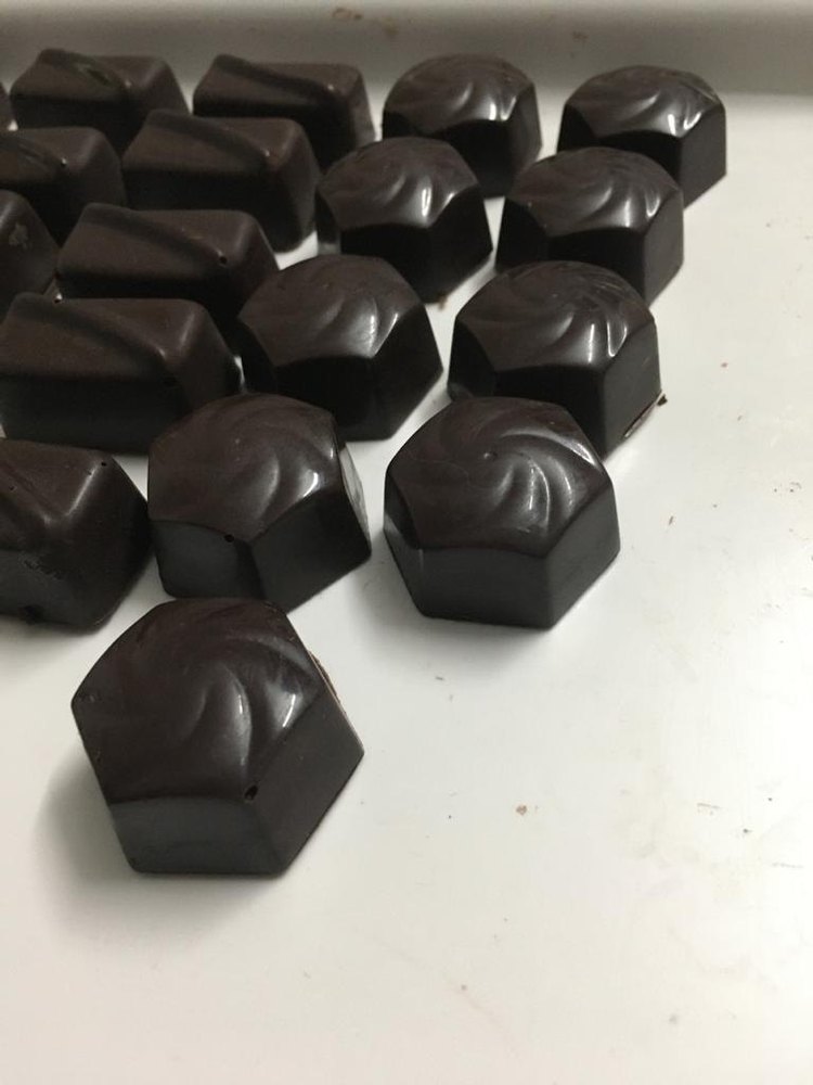 Just Chocolates Crackle Chocolate