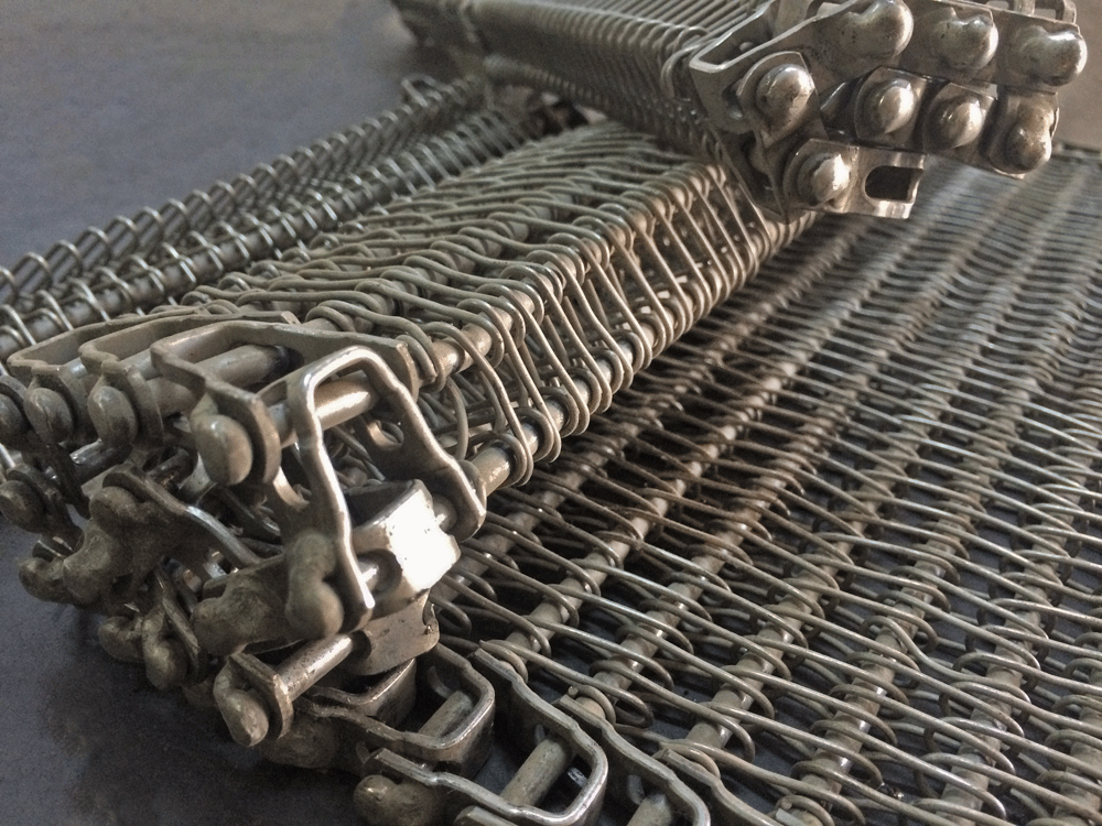 Stainless Steel Metallic Conveyor Belt, For Industrial