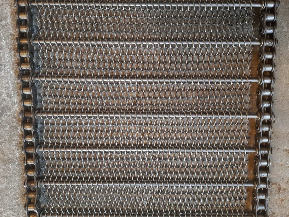 SS304 SS Wire Mesh Conveyor Belt, Thickness: Upto Width - 1200 mm