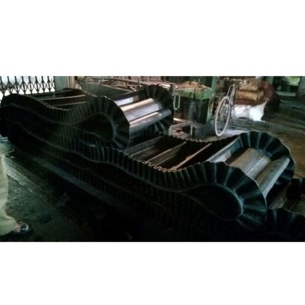 Rubber Corrugated Sidewall and Cleated Conveyor Belt, Belt Width: 500 - 1000 mm, Belt Thickness: 5 - 10 mm
