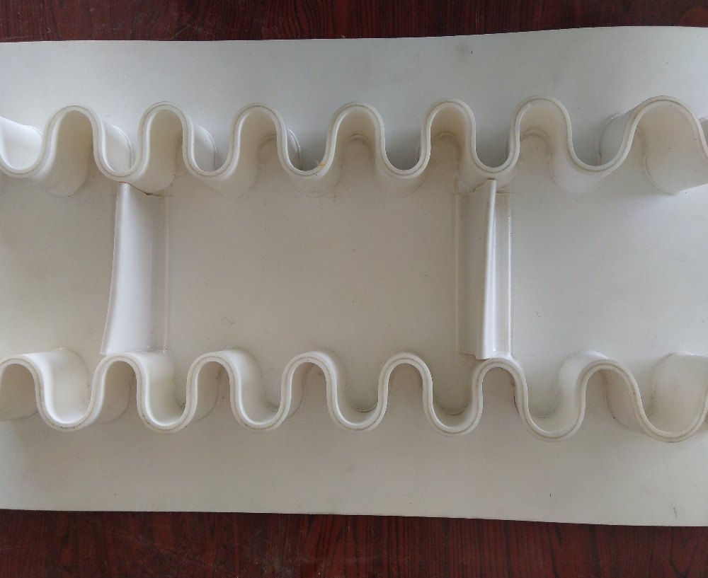 PVC Sidewall - Cleated Conveyor Belts, Belt Thickness: 2 - 5 mm, Features: Max 60 Deg C