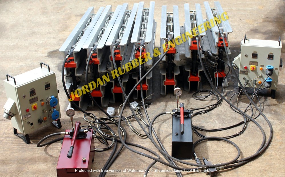 Aluminium Hydraulic Pressure type Conveyor Belt Jointing Press Machine, For Insustrial