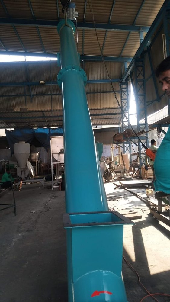 LAIMA Mild Steel & S.S. 304 / 316 Inclind Screw Conveyor Machine