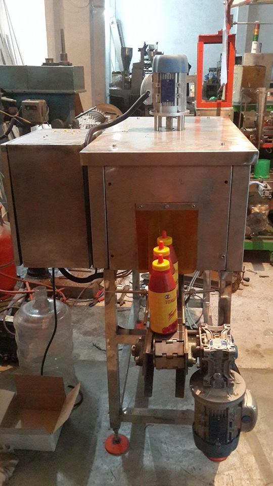 Semi- Automatic Neck Label Shrink Tunnel, Chamber Size ( Milimetre): 900