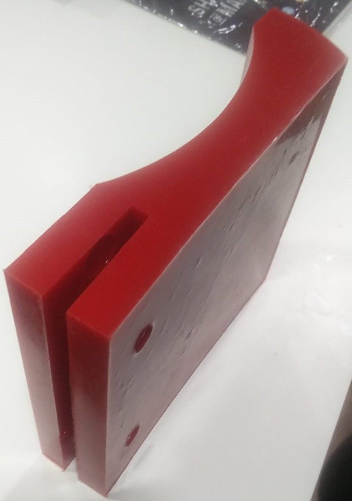 Polyurethane RED Scraper