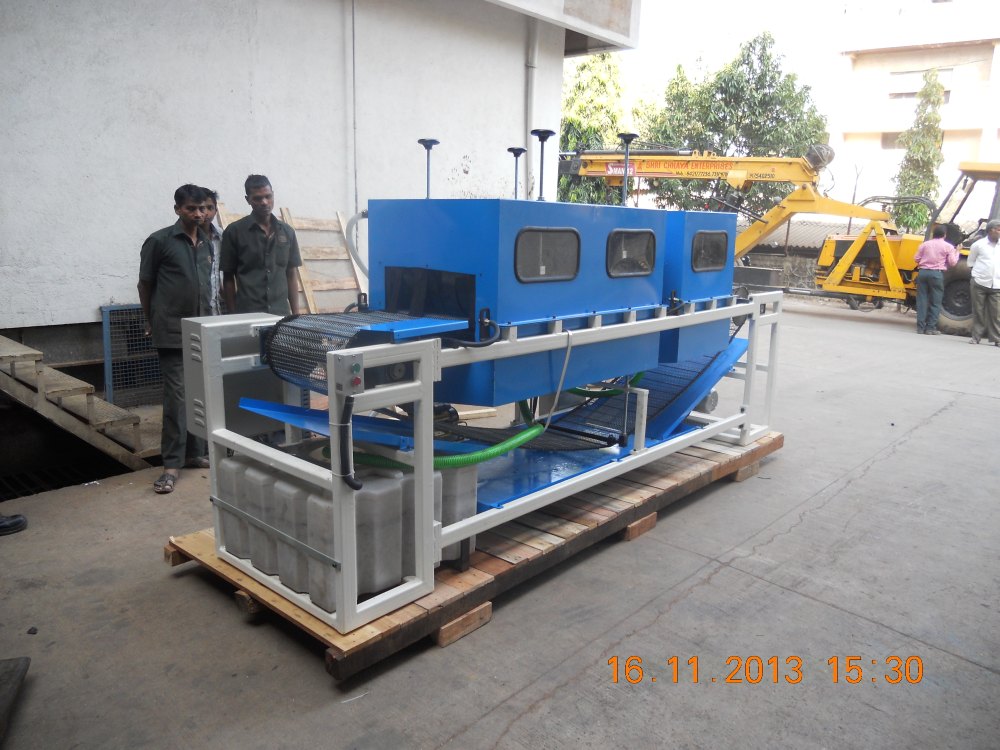 Conveyorised Washing Machine