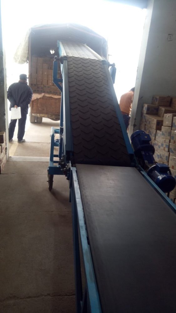 Double Boom Stacker Conveyor, Capacity: 20 Kg/feet
