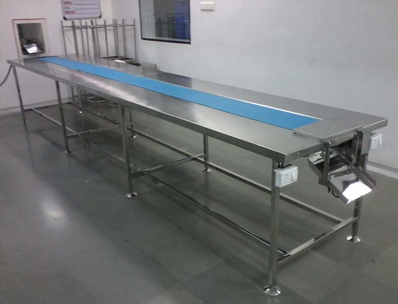 20 Feet Steel Packing Conveyor, For Packaging, Capacity: 200 Kgs