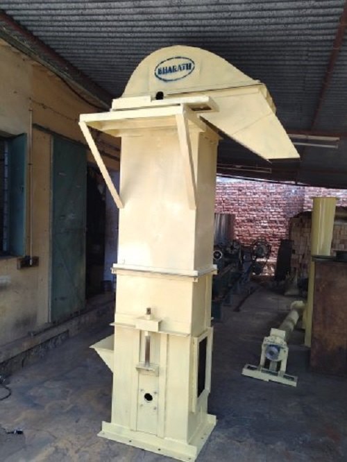 Mild Steel Belt Used Bucket Elevator, Capacity: 1-50 kg per feet