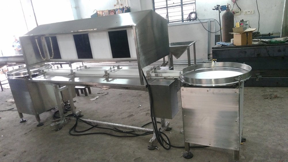 Vijayganapathi Visual Inspection Conveyor with Turn Table
