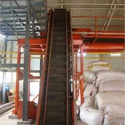 Inclined Belt Conveyors, Load Capacity: 201 - 500 kg