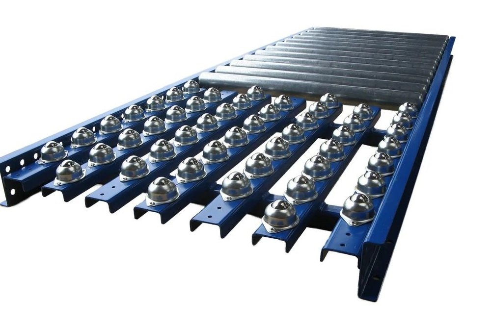 Ms and ss Gravity Base Roller Conveyor, Roller Diameter: 50mm, Capacity: 100 kg