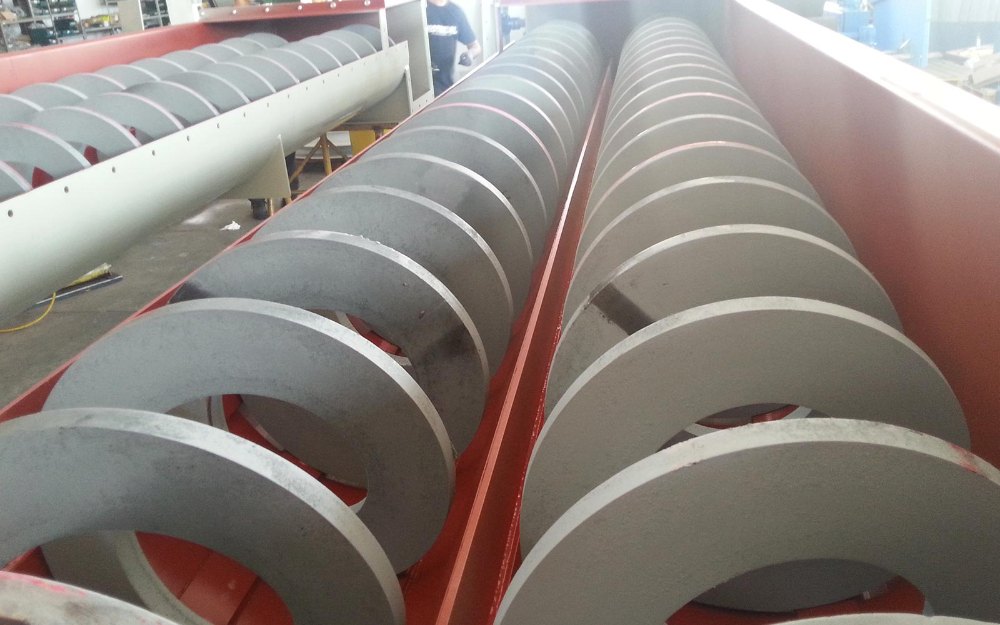 Up To 600 mm Stainless Steel SS Multi Screw Conveyor, Capacity: 200 Kg, 220-440 V