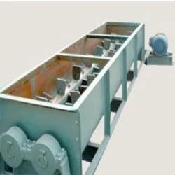Stainless Steel Vertical Paddle Conveyor, Capacity: 200 Kg