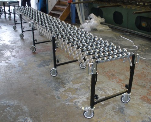 SVAS Steel Flexible Gravity Roller Conveyor System, Roller Diameter: Dia 50mm