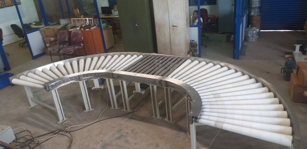 Curved Roller Conveyor