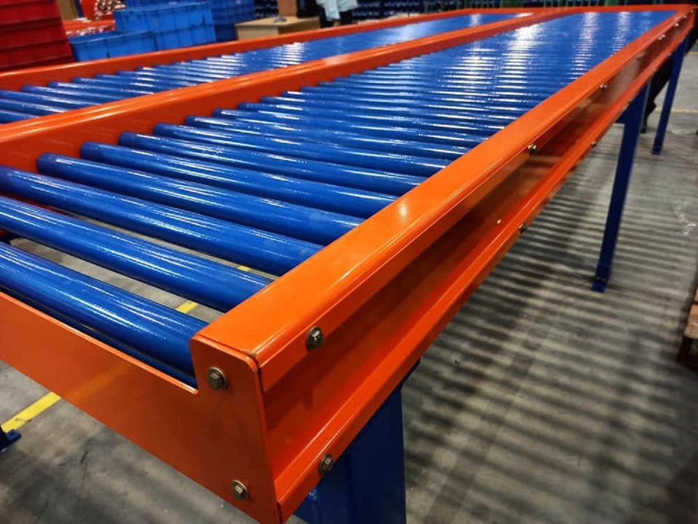 Steel 15 Ft Pallet Flow Rack Conveyor System, Capacity: 100 kg Per Ft