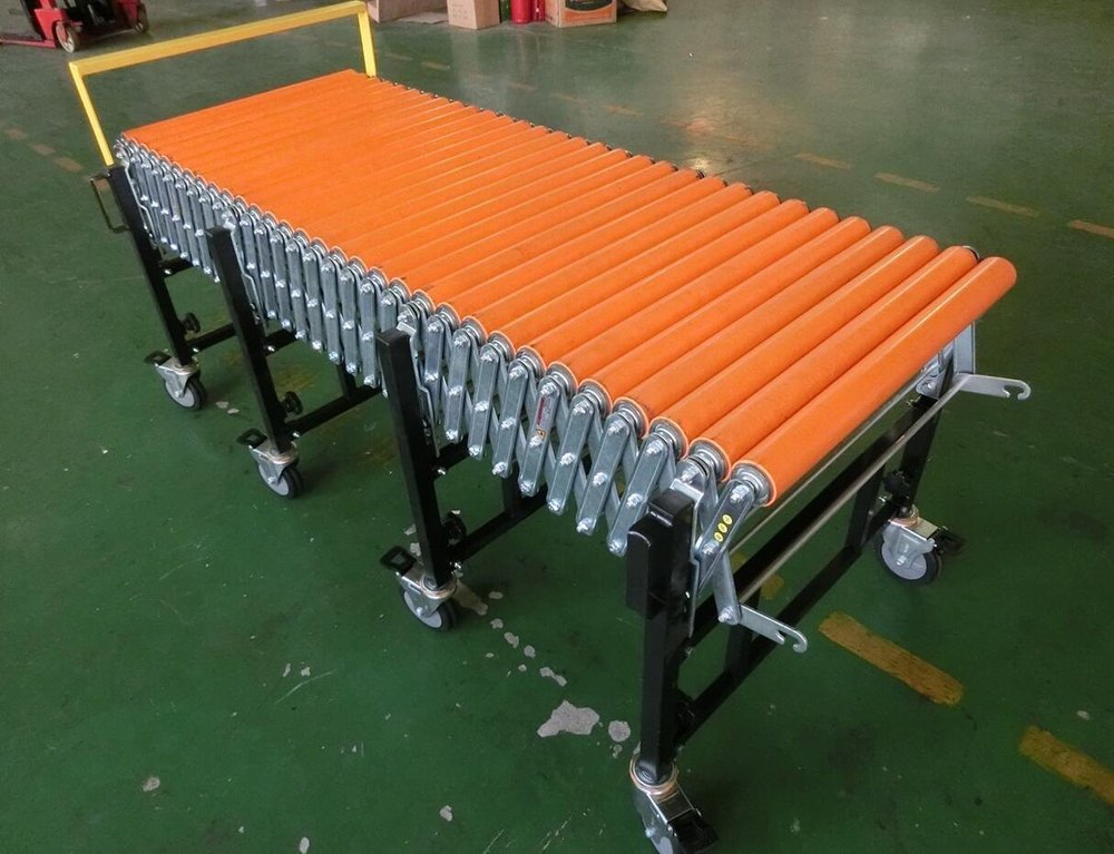 6 CSEA Steel Expandable Conveyor, Roller Diameter: 8 Inch, Capacity: 30 kg