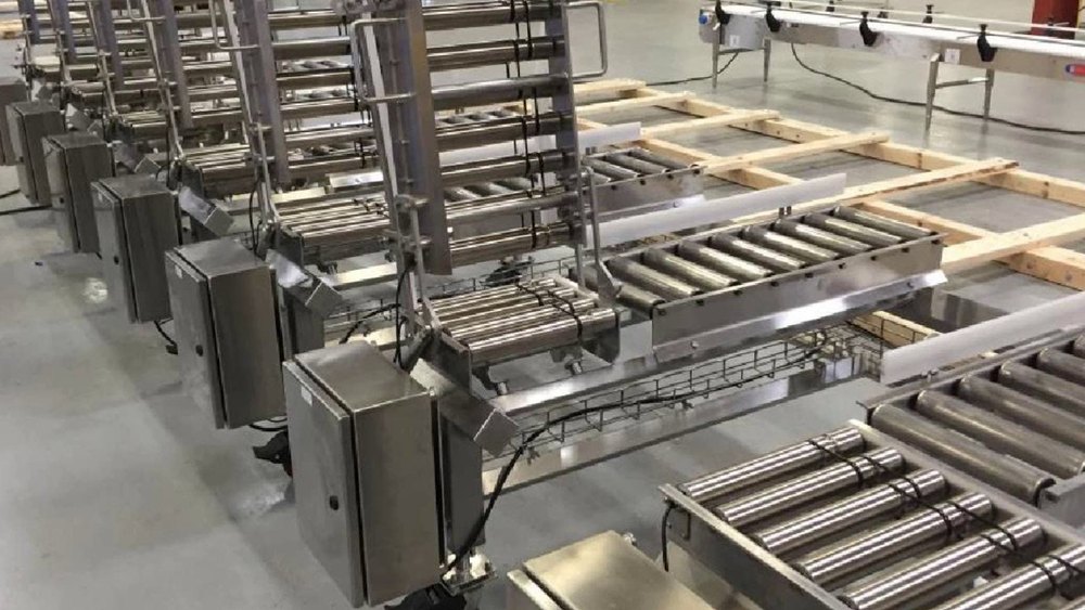 Steel 10 Feet Mini Roller Conveyor, Capacity: 800 Kgs