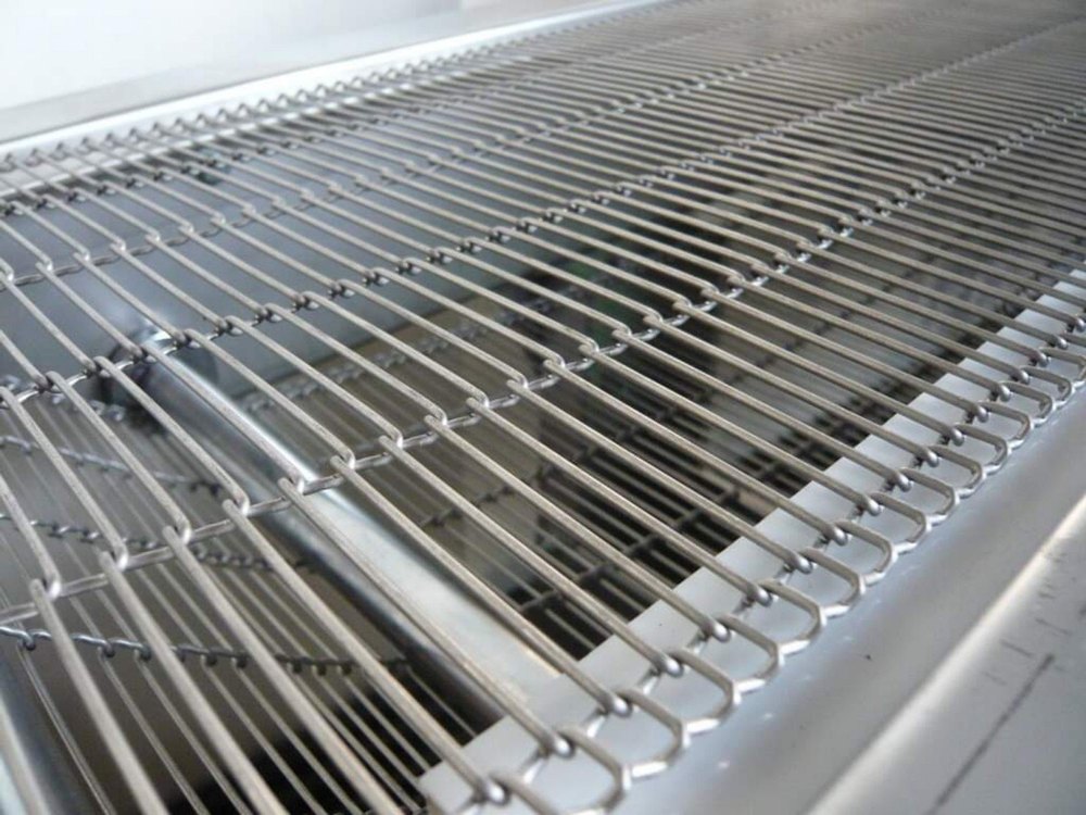 Stainless Steel Enrober Conveyor Belt, Thickness: 10 mm