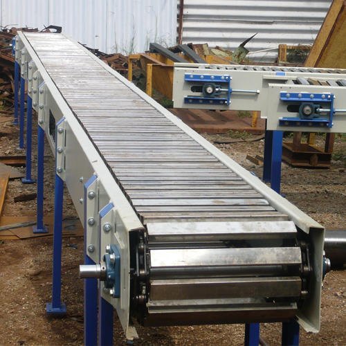 Stainless Steel Slat Conveyors, Material Handling Capacity: 100-150 kg per feet, Capacity: Upto 1000kgs