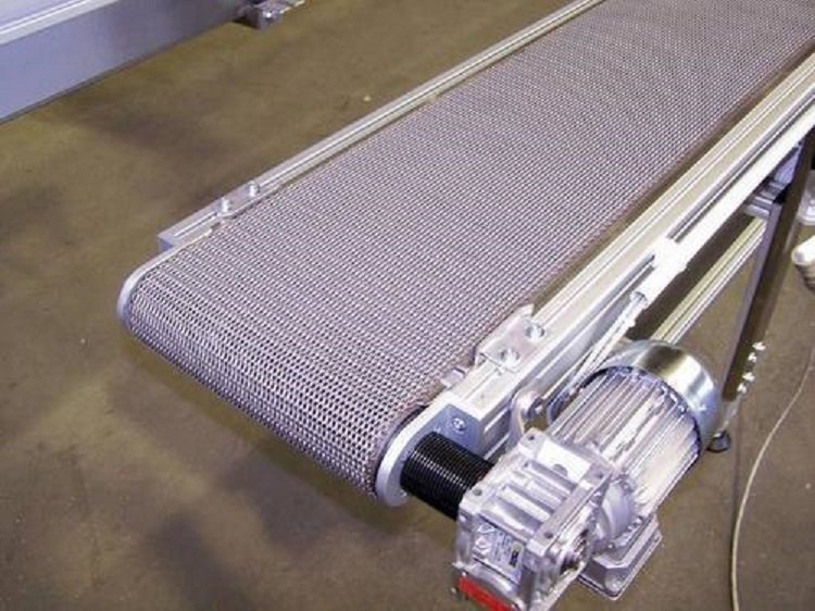 Mnt Industries Stainless Steel Wire Mesh Conveyor, Material Handling Capacity: 10 Kgs/Feet, Capacity: 100 Kgs
