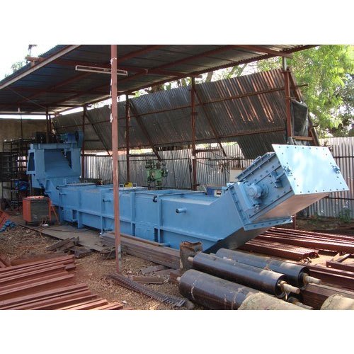 Stainless Steel Wet Scraper Conveyor, Material Handling Capacity: 50-100 kg per feet