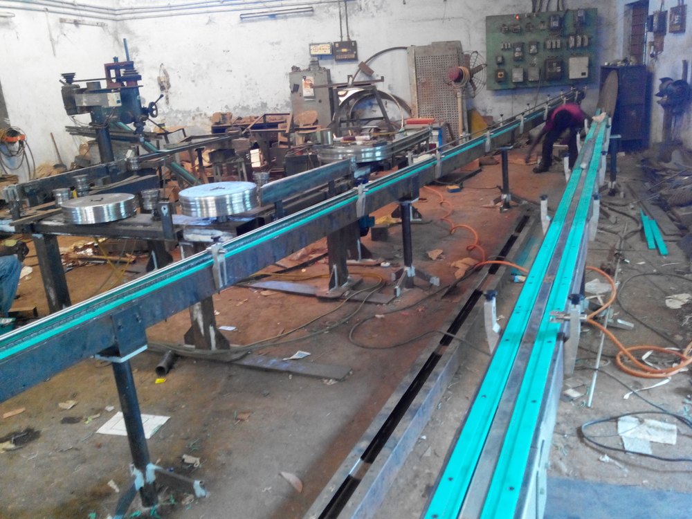 Magwell Magnetic Can Conveyor