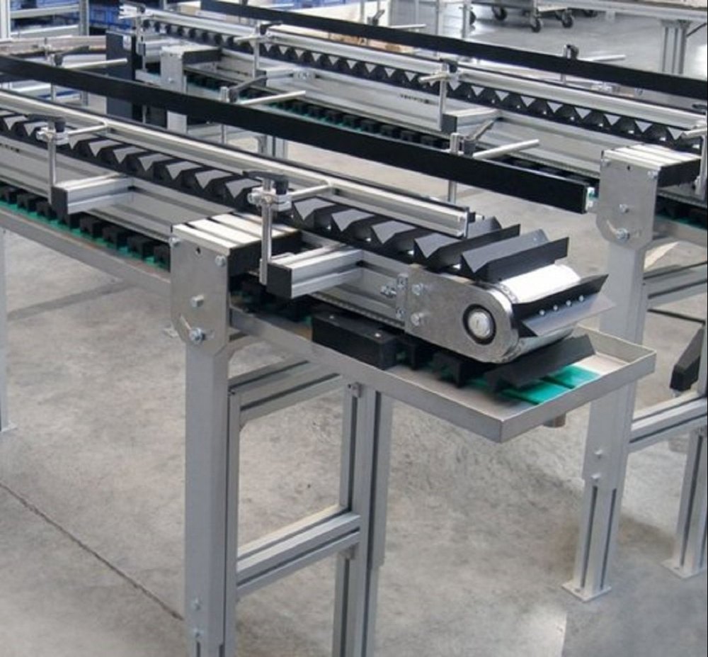 Flexible Conveyors Stainless Steel Indexing Conveyor, Material Handling Capacity: 1-50 kg per feet, Capacity: Max 5 hp