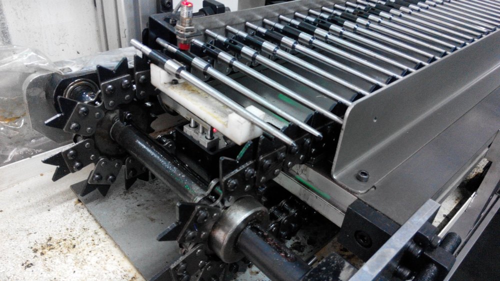Stainless Steel Indexing Conveyer, Material Handling Capacity: 50kg/feet