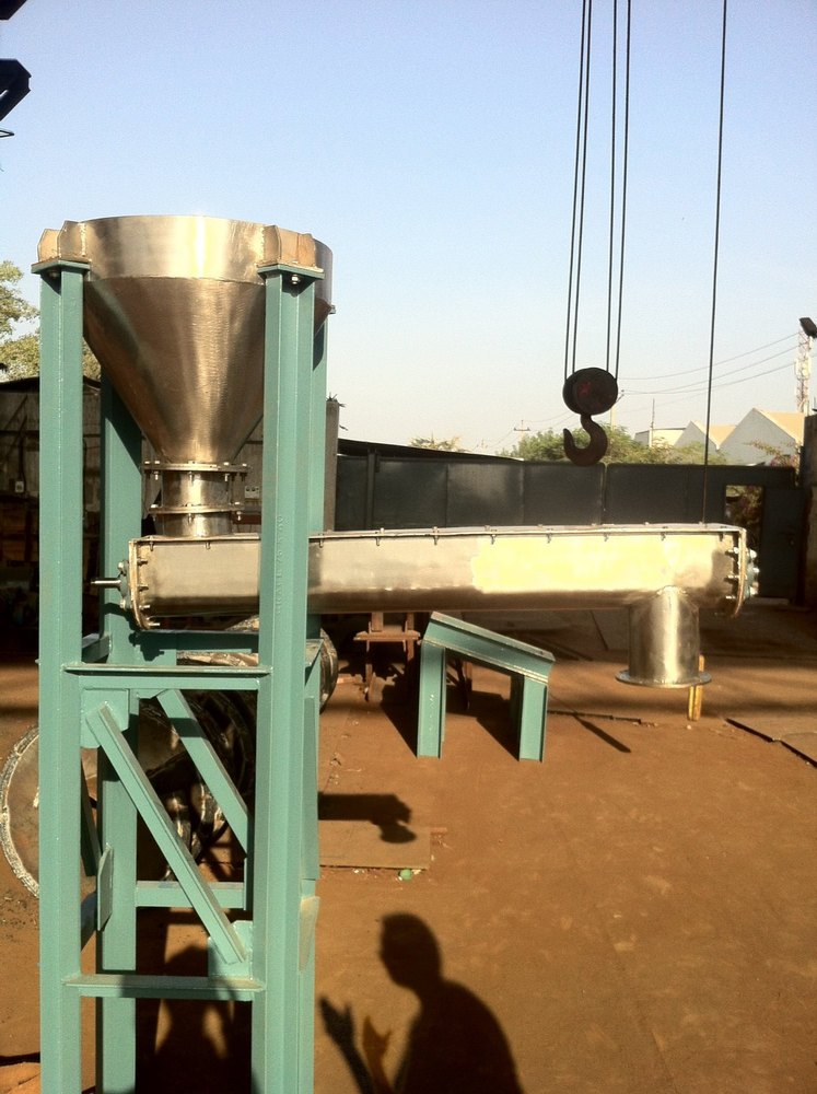 2 HP SS Screw Feeder