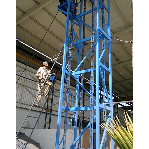Vertical continuous Elevator, Capacity: 4-5 ton